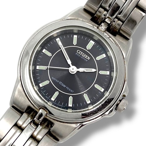 Montre solaire pour femme