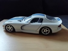 1/18 Dodge Viper GTS Coupé Burago
