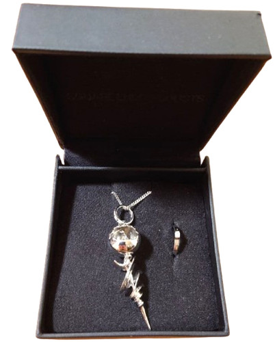 Collier square enix final - collier,