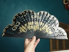 Eventail ancien en bois noir