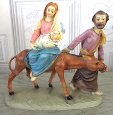 Grand santon en résine Joseph et Marie assise sur la mule et portant Jésus