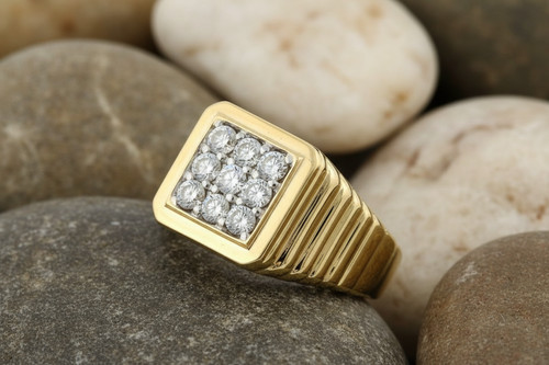 Bague chevalière carrée