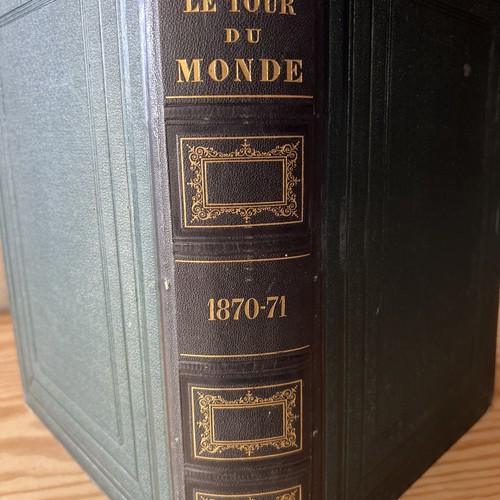 Tour monde nouveau - tour,