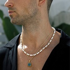 Collier homme or jaune 18 carats sur chaîne avec coquille perle homard griffe...