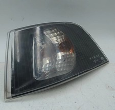 clignotant avant gauche pour VOLVO V40 (04/00>03/04<) 1.9 D SW 5P/D/1870CC 2000