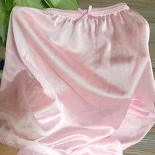 Culotte en nylon soyeux slip