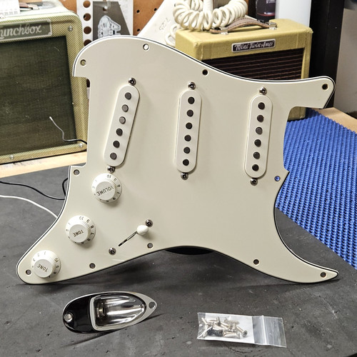 2007 fender american highway - fender,