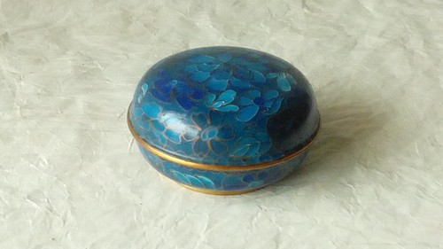 Petite boite émaillé - en,