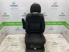 SIEGE AVANT GAUCHE (