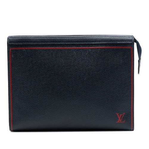 Louis vuitton taiga pochette - vuitton,