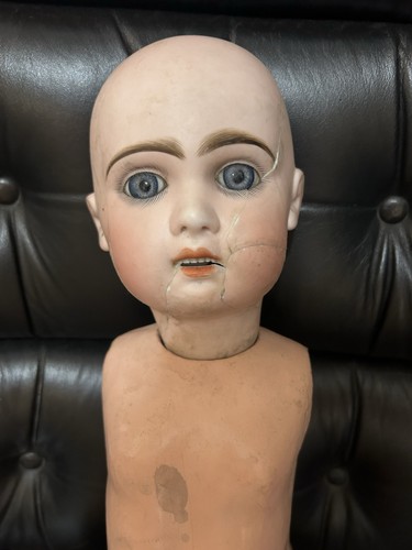 Jolie poupée ancienne bébé - jolie,