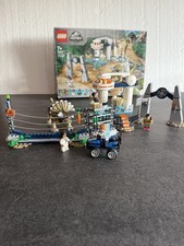 LEGO JURASSIC WORLD 75937  TRICÉRATOPS RAMPAGE TRÈS BON ÉTAT