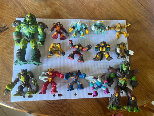 Gros lot figurines gormiti - figurines,