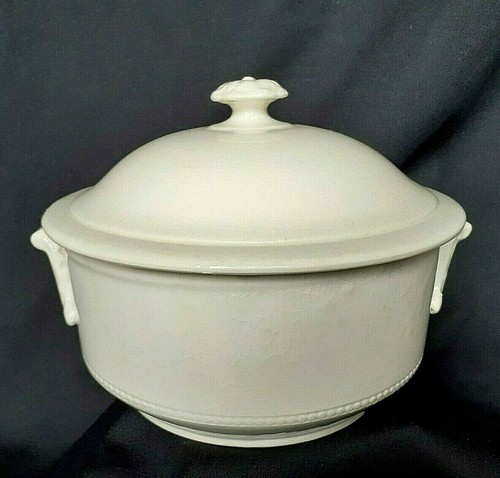 Ancienne soupière émaillée