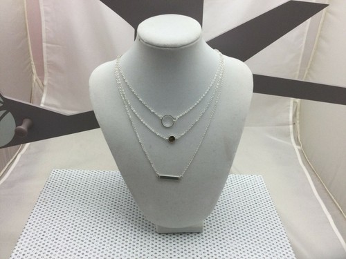 Collier triple chaine
