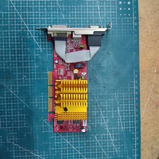 MSI RX9250 TD128 AGP 8X ATI Carte Graphique Silencieuse