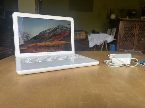 Macbook blanc de mi - macbook,