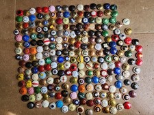 champagne capsules Plus De 250