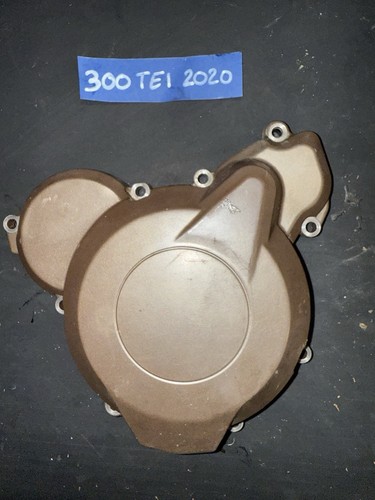 Couvercle allumage 250 300 - couvercle,