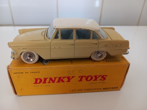 Dinky toys opel rekord boite - toys,
