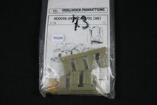 YX108 VP verlinden 1/35 maquette diorama 73 Modern Jerrycans Oil Cans bidon