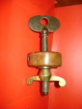 Outil ancien Valet d'établi ,Sculpteur sur bois ébéniste Forgé (XIXème )