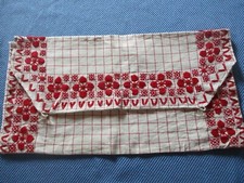 Pochette à linge range pyjama carreaux blanc rouge lin 27 x 50 cm N°2