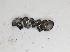 4 vis de roues de tondeuse honda HR1950 sx