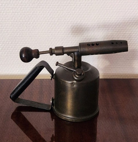 Lampe souder ancienne - à,