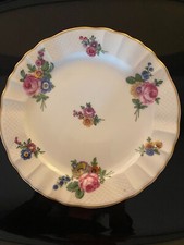 12 assiettes anciennes