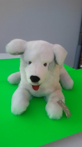Tres belle peluche chien - tres,