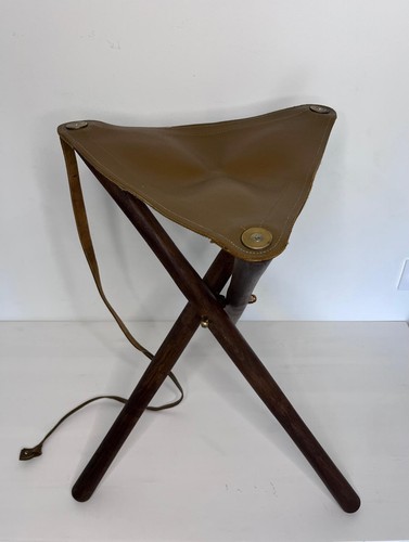 Tabouret pliant tripode bois