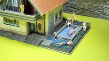 HO  FALLER 1561 - MAQUETTE DÉCOR*** MAISON avec PISCINE  et PERSONNAGES BAIGNADE