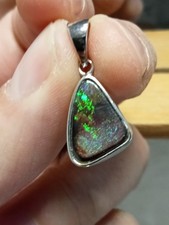 Boulder Opale Pendentif