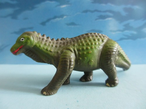 Ancienne figurine starlux - ancienne,