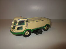 BALAYEUSE LMV par DINKY TOYS
