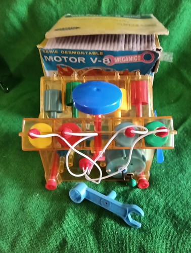 Jouet moteur mécanique - v8,