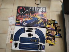 CIRCUIT POLISTIL BATMAN DECOR GOTHAM BATMOBILE JOKER VAN BOITE FONCTIONNE