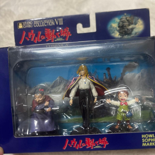 Cominica howl moving castle - cominica,