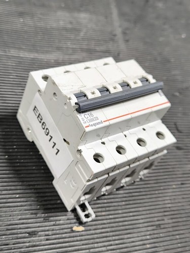 Disjoncteur legrand c16 - disjoncteur,