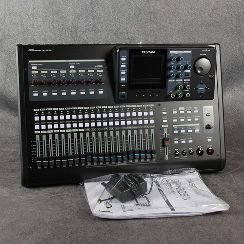Tascam avec pedale - avec,