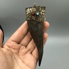 Très ancien pendentif en