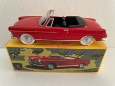 QUIRALU REEDITION PEUGEOT 404