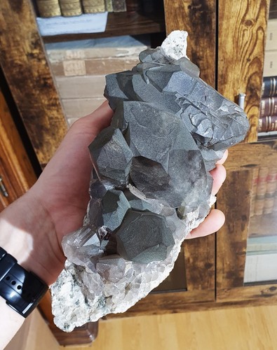Quartz fumé avec peigne