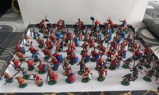 72 Figurines Peintes 28 mm