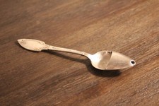Ancienne petite cuillère - , pour