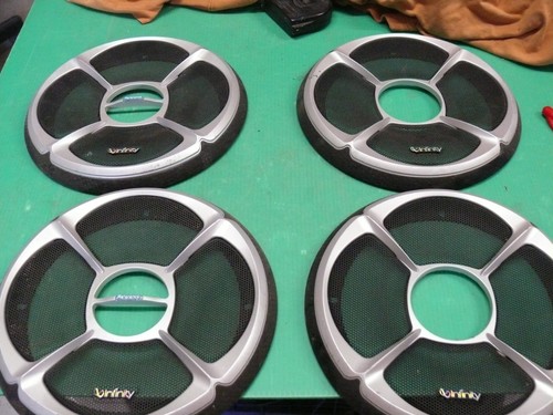 Caches pour haut parleur - 4,