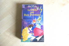 LA BELLE AU BOIS DORMANT
