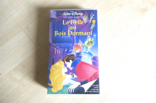 Belle bois dormant - bois,