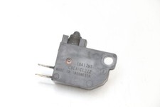 CONTACTEUR FEU STOP GAUCHE -